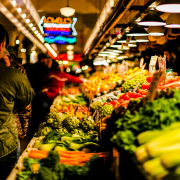 Verkauf áuf Marktplätzen oder im eigenen Onlineshop, was ist besser?